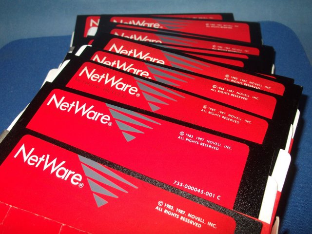 Novel Netware 2.15 - Disks